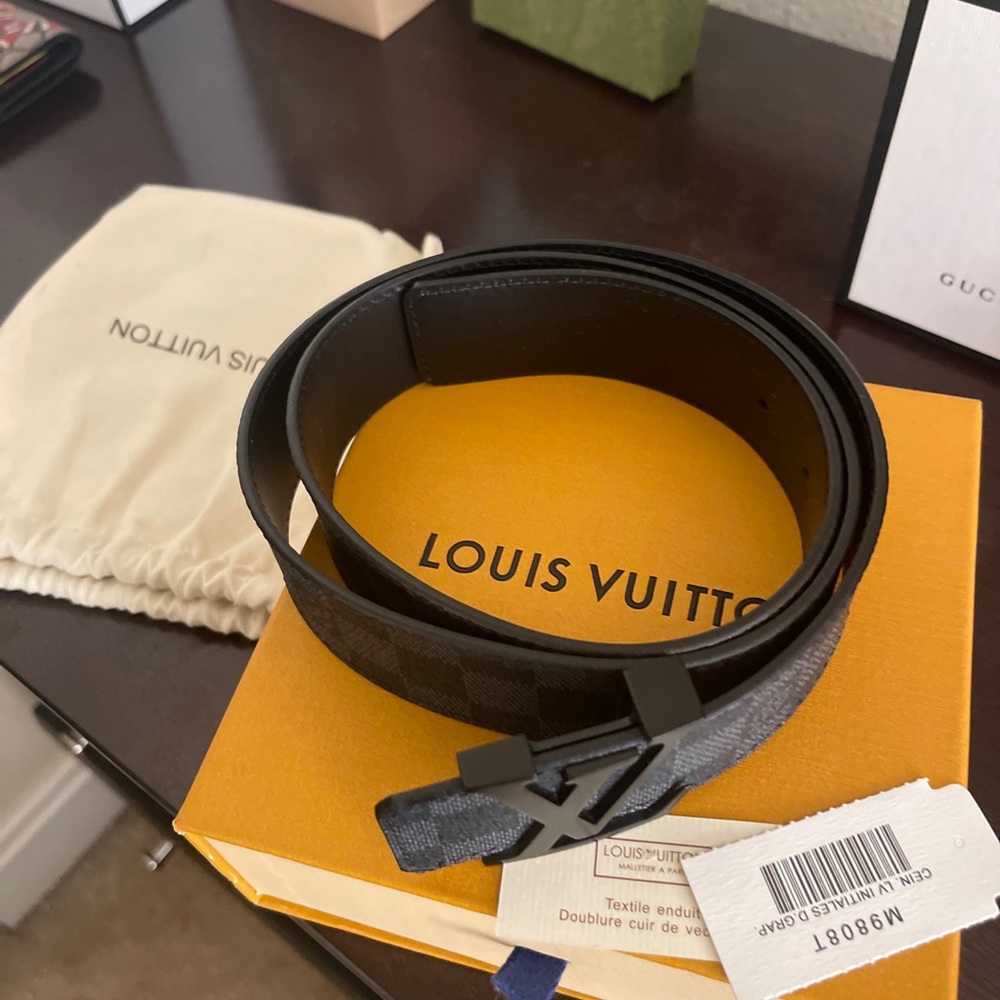 Louis Vuitton LV Initiales Belt - Black (M9808) - Picture 3 of 5